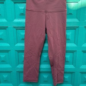 Lululemon capri leggings